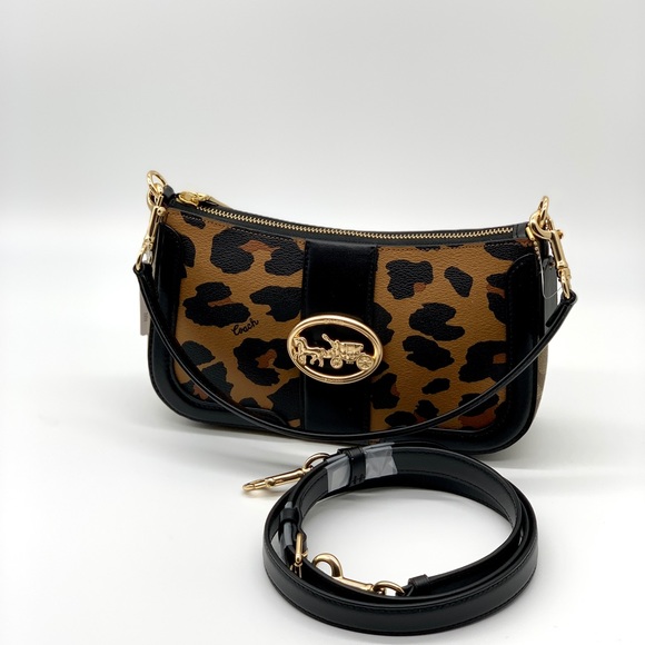 Coach Georgie Baguette - Picture 4 of 14